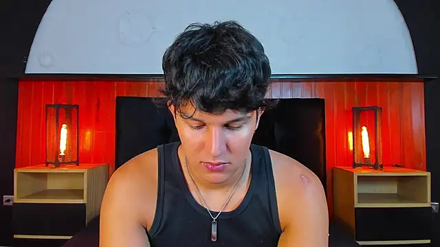Leo Savage  online show from May 2026 04:10:01 AM