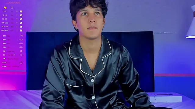 Snapshot of Leo_Savage_ chatting on November 2025 04:07:01 AM Leo Savage online show from November 2025 04:07:01 AM