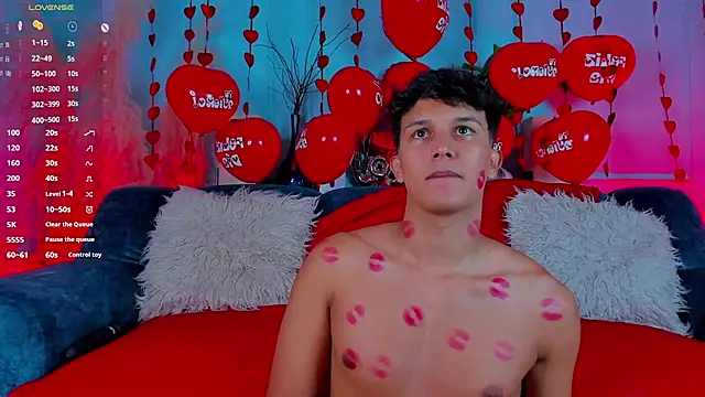 Leo Savage  online show from February 2026 04:13:01 AM