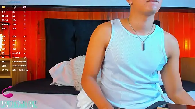 Leo Savage  online show from May 2026 04:04:01 AM