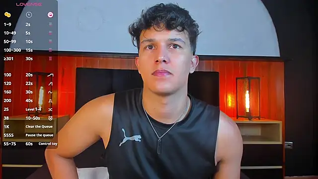 Leo Savage  online show from May 2026 04:18:02 AM