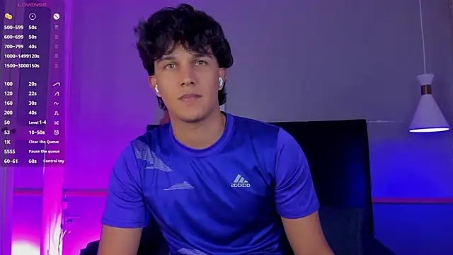 Snapshot of Leo_Savage_ chatting on November 2025 03:51:02 AM Leo Savage online show from November 2025 03:51:02 AM