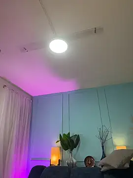 Leo Savage  online show from March 2026 03:18:02 AM