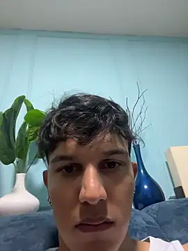 Leo Savage  online show from April 2026 03:46:02 AM