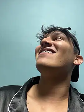 Leo Savage  online show from March 2026 03:42:01 AM