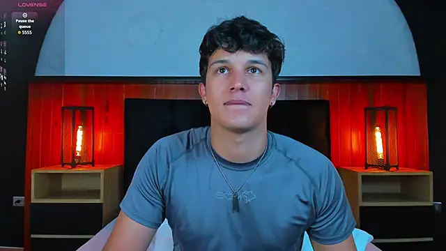 Leo Savage  online show from May 2026 04:11:02 AM