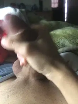 henriquexz244 online show from October 2025 07:04:01 PM