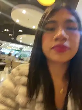LiaSaenz27 online show from September 2025 03:08:02 PM
