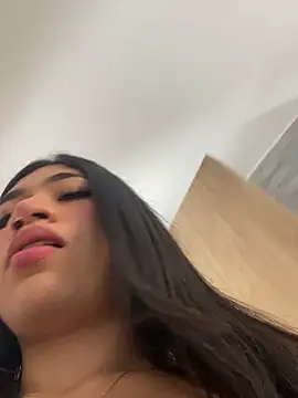 LiaSaenz27 online show from September 2025 03:29:01 PM