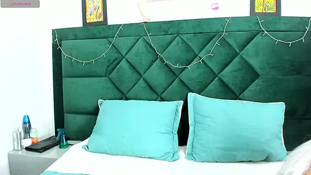 Snapshot of Keycesex chatting on December 2025 12:40:02 PM Keycesex online show from December 2025 12:40:02 PM