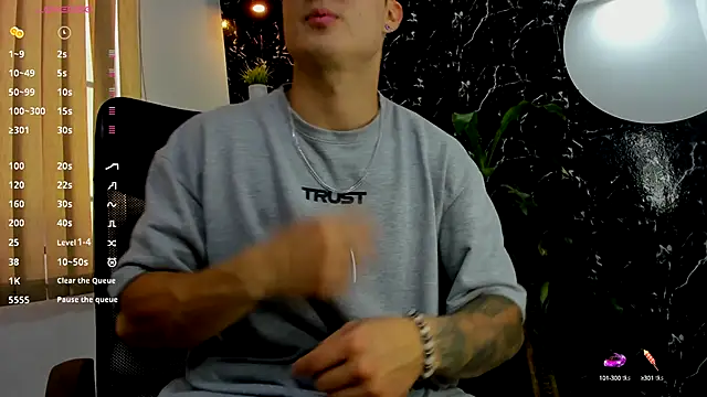 Alexander ferre online show from September 2025 01:50:02 PM