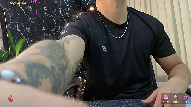 Alexander ferre online show from February 2026 01:33:02 PM