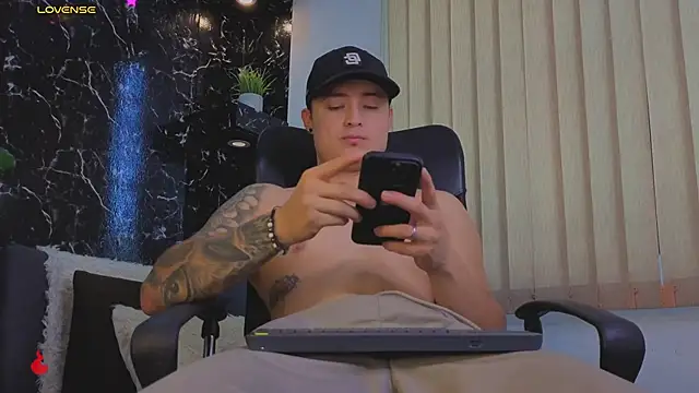 Alexander ferre online show from January 2026 01:48:01 PM