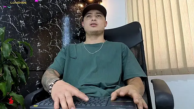 Alexander ferre online show from March 2026 01:40:02 PM