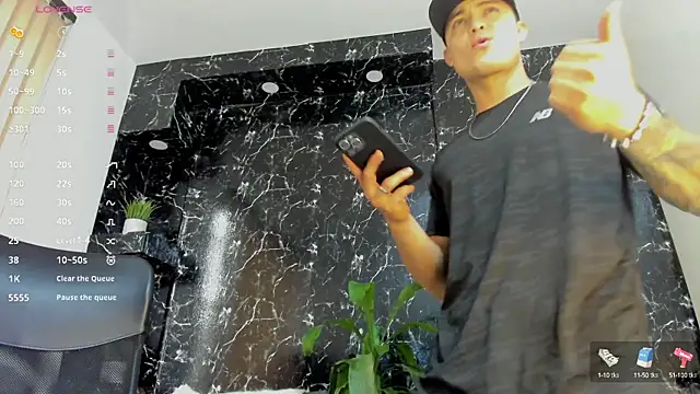 Alexander ferre online show from October 2025 01:23:01 PM