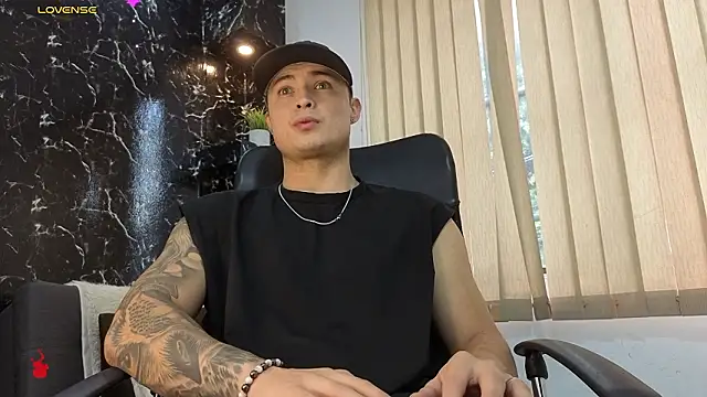 Alexander ferre online show from February 2026 01:08:01 PM