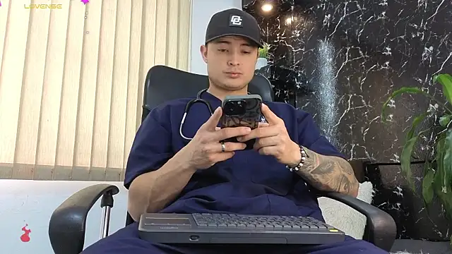 Alexander ferre online show from February 2026 01:30:01 PM