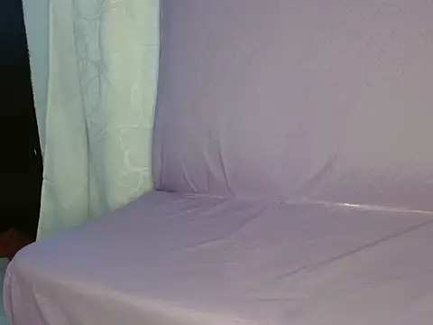 alicia latina24 online show from April 2026 07:28:02 PM