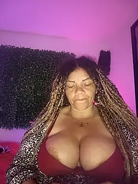 Snapshot of Eva_Luxei chatting on September 2025 04:19:02 AM Eva Luxei online show from September 2025 04:19:02 AM