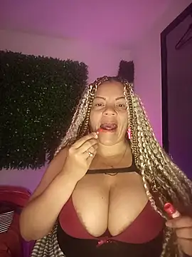 Eva Luxei online show from November 2025 12:31:02 PM