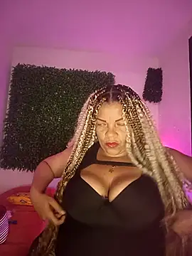 Eva Luxei online show from November 2025 08:02:01 PM