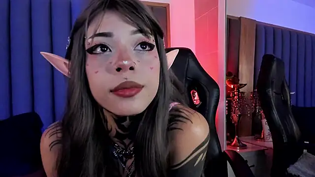 Snapshot of misstomie_ chatting on February 2026 05:35:02 PM misstomie online show from February 2026 05:35:02 PM