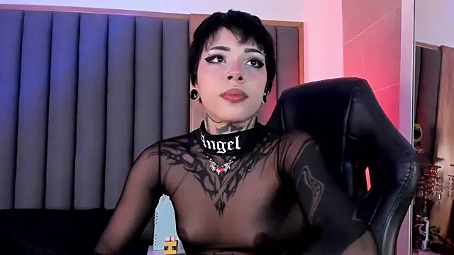 misstomie  online show from March 2026 08:48:01 PM