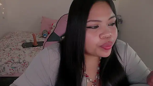 Snapshot of Juicy_elenxx chatting on September 2025 03:39:02 AM Juicy elenxx online show from September 2025 03:39:02 AM