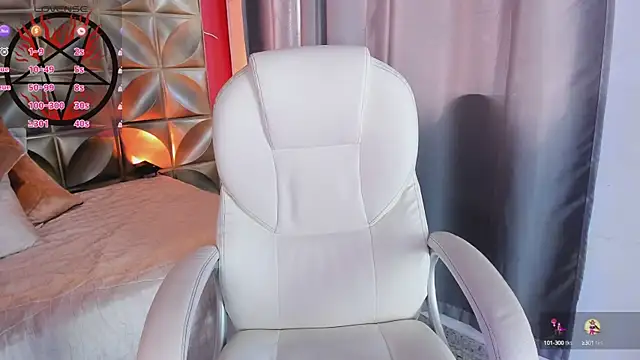 emily-santoss online show from October 2025 01:23:02 PM