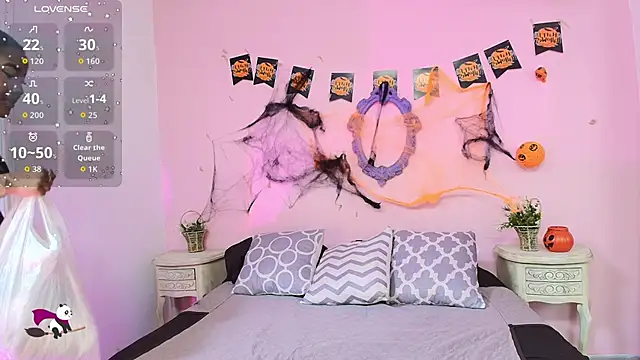 Snapshot of Nahomi_Rivera chatting on October 2025 12:59:02 PM Nahomi Rivera online show from October 2025 12:59:02 PM