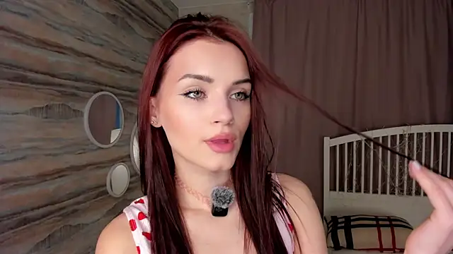 Snapshot of TeriRipka chatting on June 2026 07:08:02 AM TeriRipka online show from June 2026 07:08:02 AM