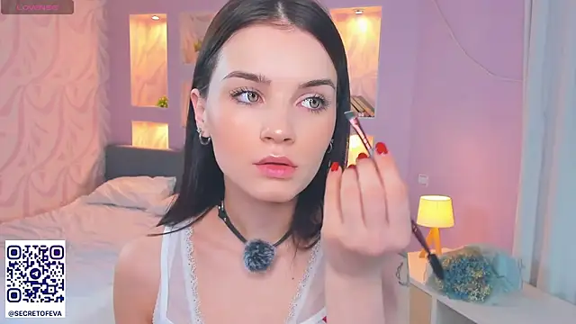 Snapshot of TeriRipka chatting on November 2025 07:18:01 PM TeriRipka online show from November 2025 07:18:01 PM