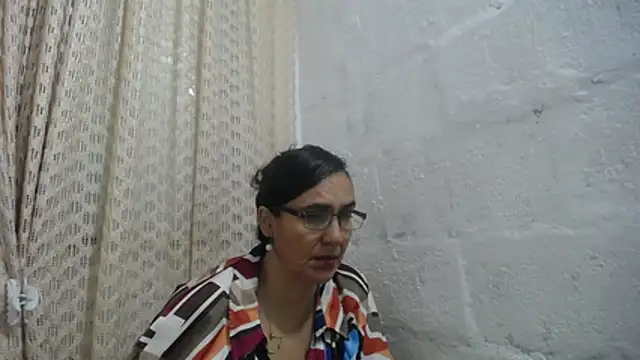 gabbyparker  online show from April 2026 09:49:01 AM