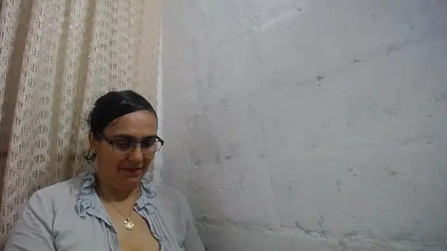 gabbyparker  online show from March 2026 12:04:01 AM