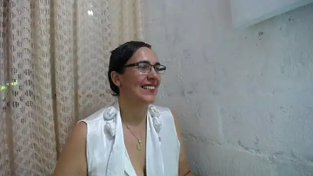 gabbyparker  online show from December 2025 09:53:02 PM