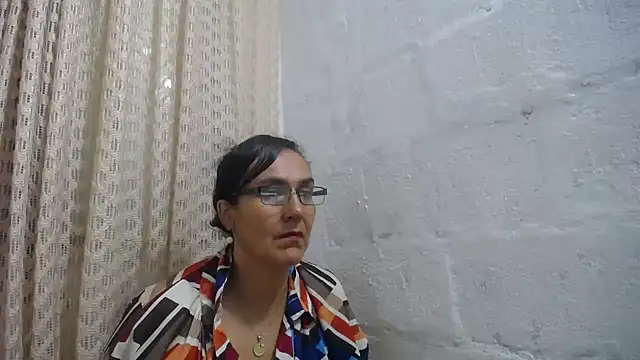 gabbyparker  online show from April 2026 09:37:01 AM