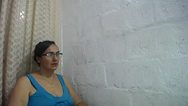 gabbyparker  online show from May 2026 09:47:01 AM