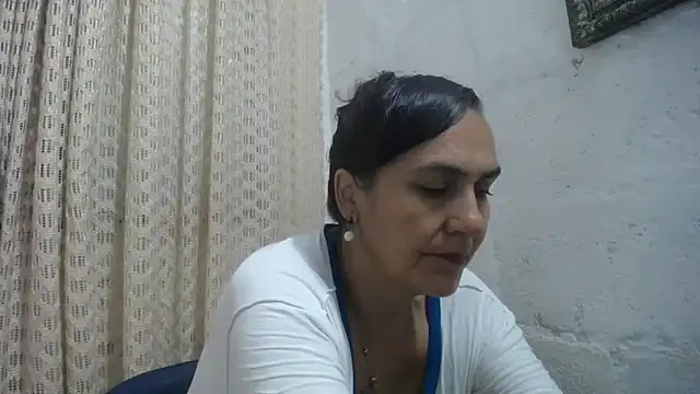 gabbyparker  online show from May 2026 09:35:01 AM