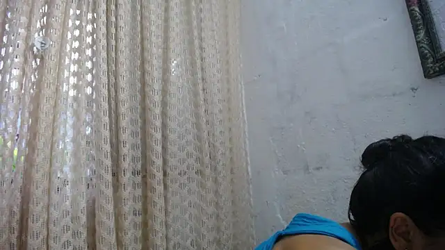 gabbyparker  online show from February 2026 10:52:02 PM