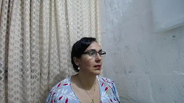Snapshot of gabbyparker_ chatting on September 2025 09:38:02 AM gabbyparker online show from September 2025 09:38:02 AM