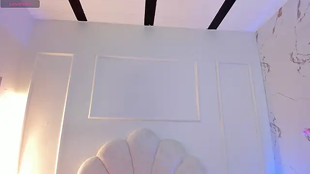 Cloedurant online show from February 2026 07:32:01 PM