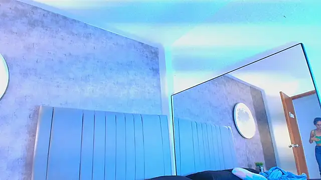 karla-ruiz online show from November 2025 07:08:01 PM