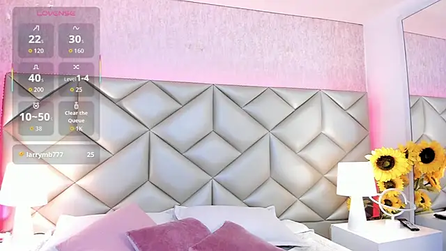 dafnne hall online show from December 2025 04:35:02 AM