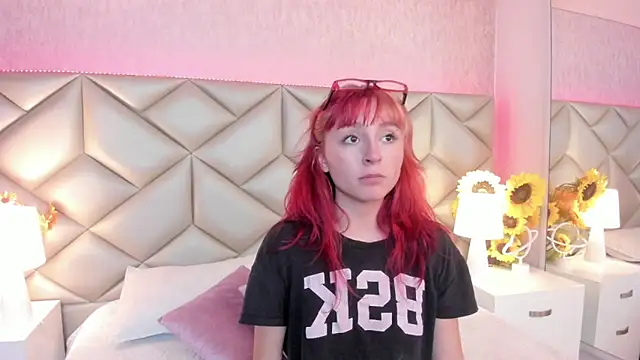 dafnne hall online show from October 2025 04:24:02 AM