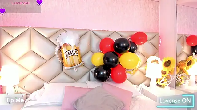 dafnne hall online show from October 2025 06:37:01 AM