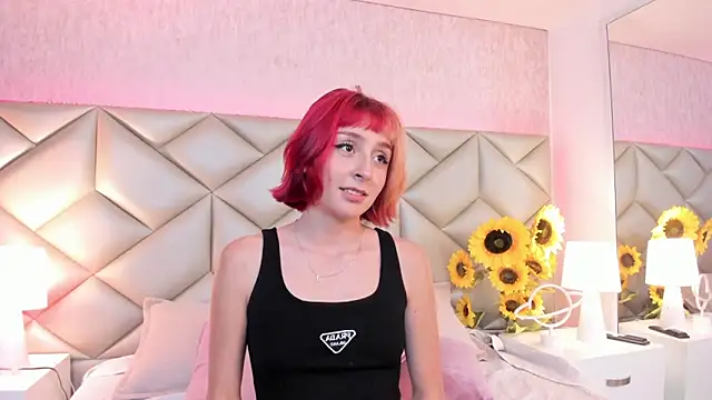 dafnne hall online show from November 2025 04:23:01 AM