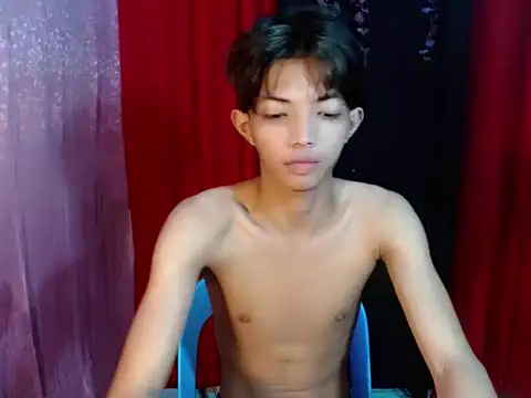 Snapshot of addicted_to_alex chatting on May 2026 01:28:01 PM addicted to alex online show from May 2026 01:28:01 PM