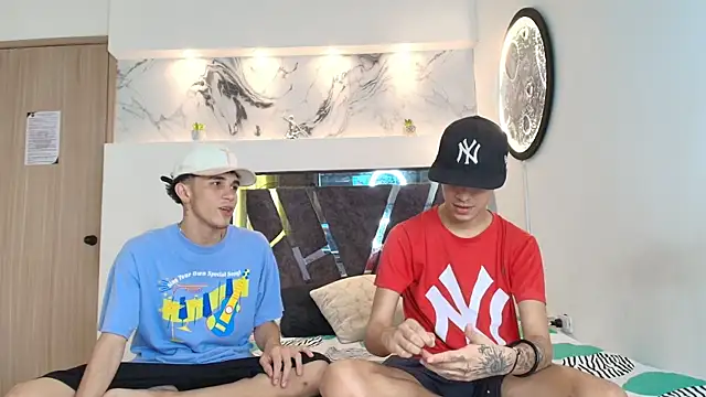 THREE GUYS HOT online show from September 2025 07:36:02 PM