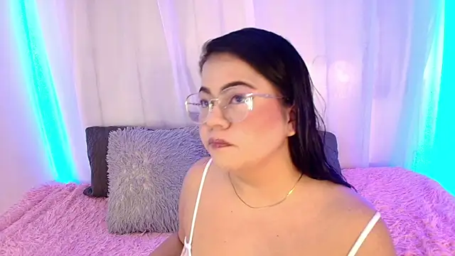 LilyRousee online show from January 2026 10:47:01 PM