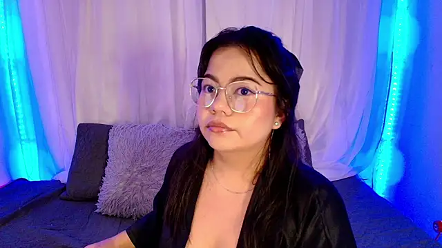 LilyRousee online show from April 2026 03:57:02 AM